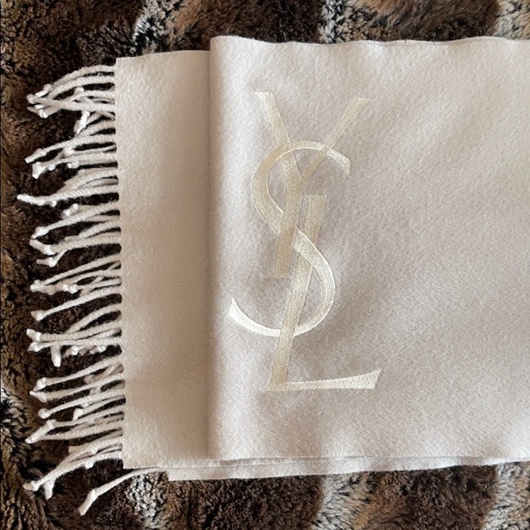 YSL Cashmere scarf - Picture 6 of 9